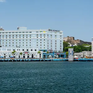 Hotel Rumbao, A Tribute Portfolio ****